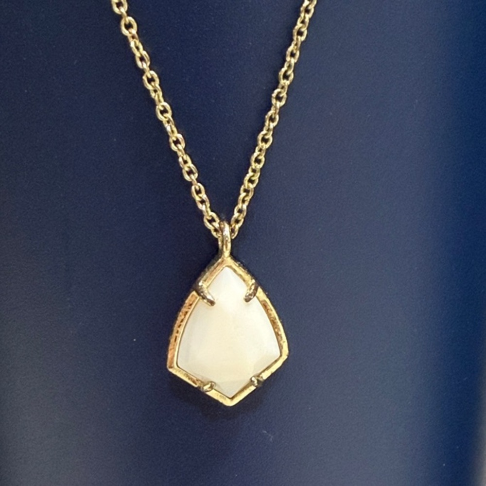 Kendra Scott Gold Chain Necklace with White Faceted Pendant